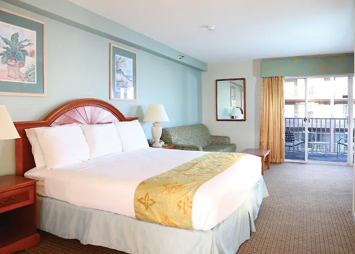 Flagship Oceanfront Hotel 2*