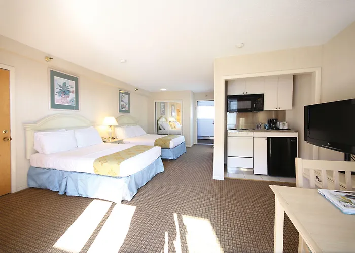 Flagship Oceanfront Hotel 2*