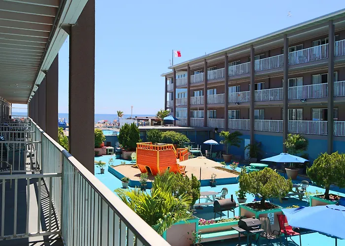 Flagship Oceanfront 2* Ocean City