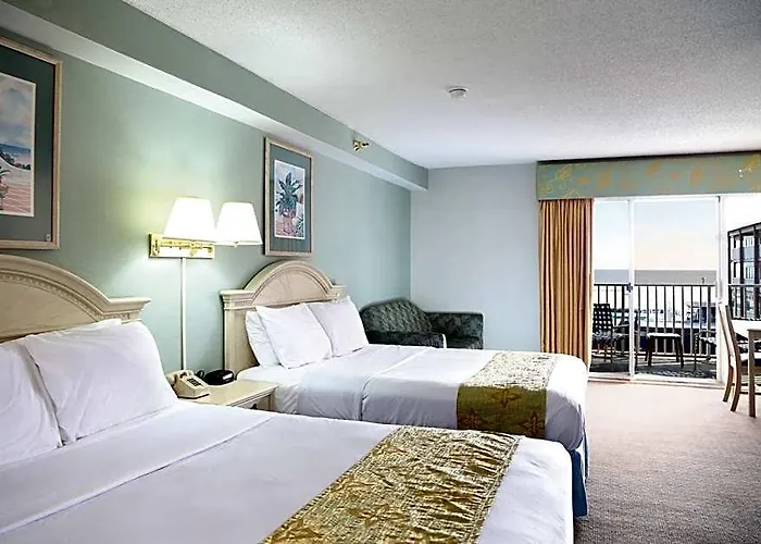 Flagship Oceanfront Hotel 2*